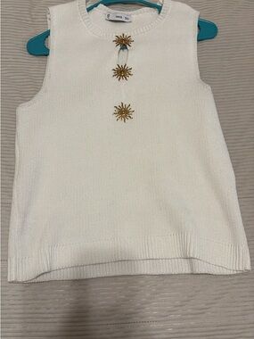 Mango Cream Sleeveless Knit Tank with Gold Sunburst Buttons
